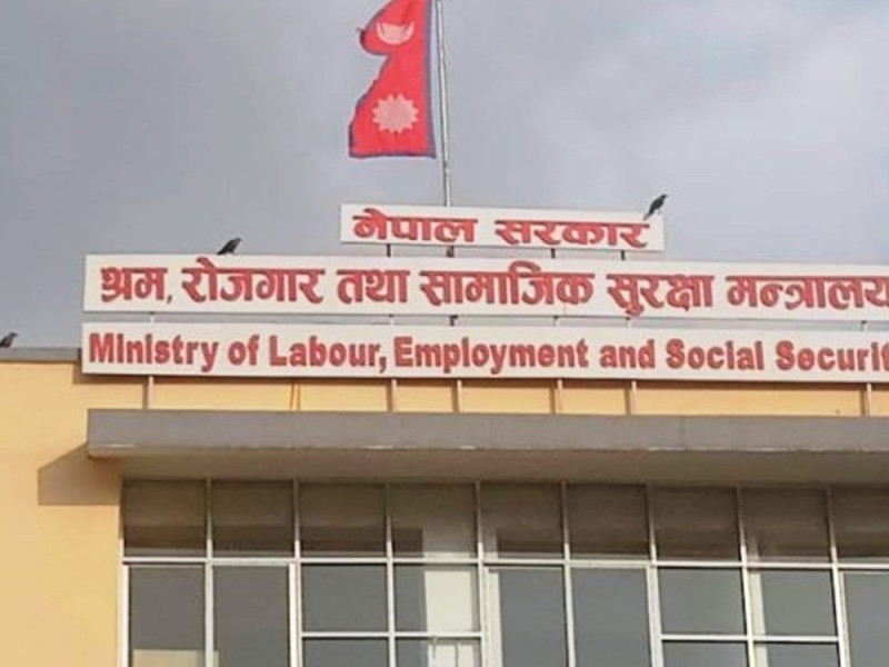 झन् बाध्य बन्दै वैदेशिक रोजगारी, सम्भावित रोजगार गन्तव्यको खोजी खोइ ?  